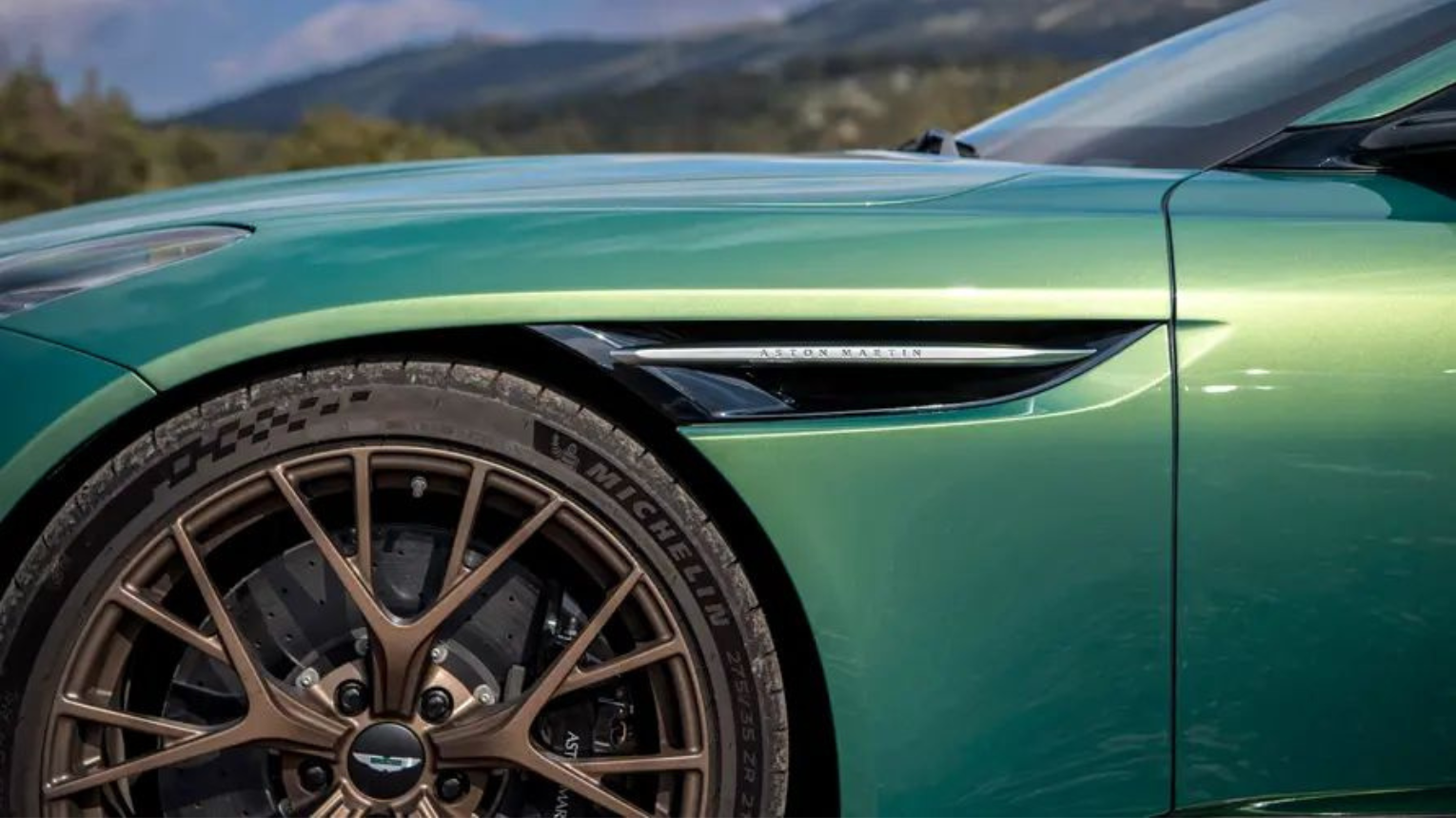 Aston Martin DB11 élményvezetés a Kakucs Ringen 5