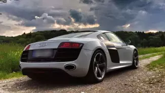 Audi R8 élményvezetés a Balaton Park Ringen kosár