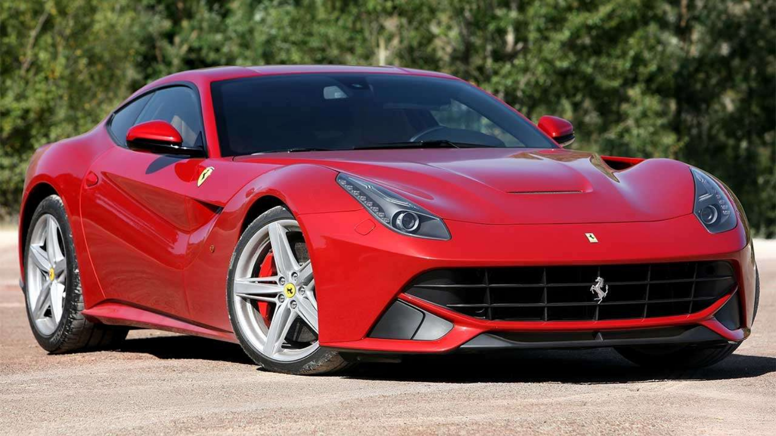 800 LE-ős Ferrari F12 Berlinetta kölcsönzése 2