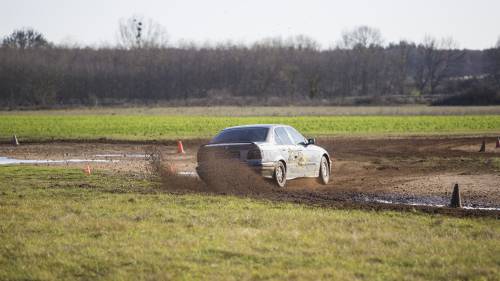 BMW 325i-vel csapatás 1,5 km-es rallycross pályán Sopron mellett* 5