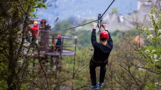 Canopy élmény Visegrádon (900 méteres lesiklópálya) kosár