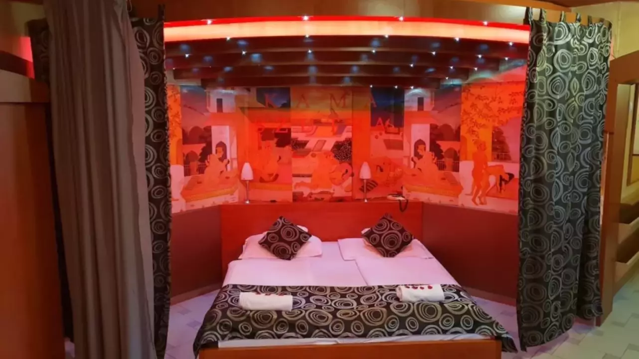 Felejthetetlen Káma-Szútra 2 éjszaka Gyulán a Corvin Hotelben fő kép