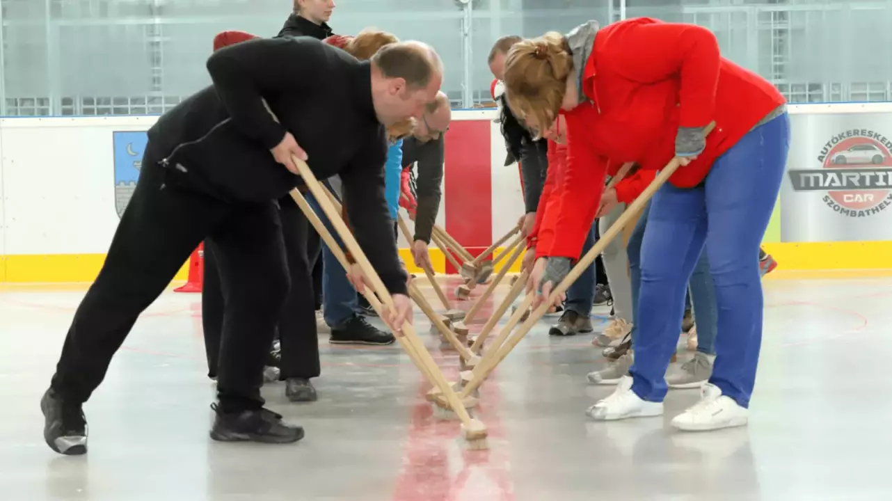 Családi curling Budapesten fő kép