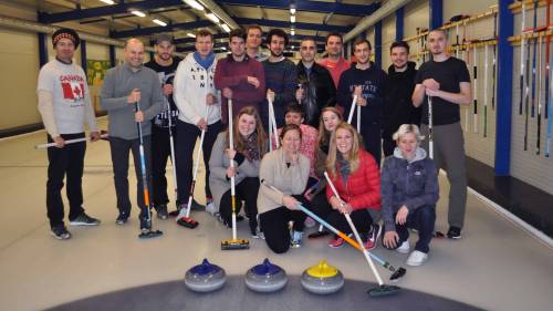 Curling verseny haverokkal 8 fő részére 1 pálya 8