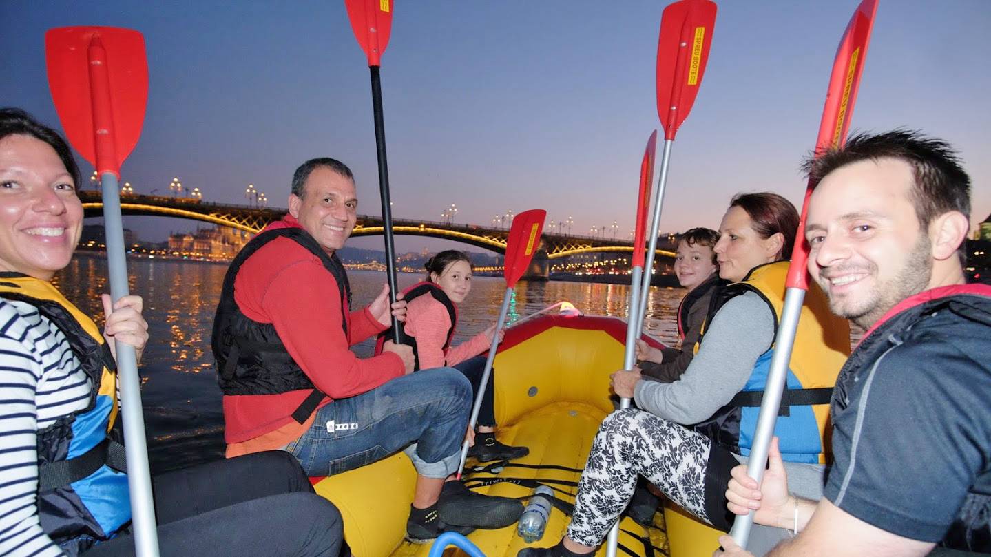 Rafting program Budapesten a Dunán