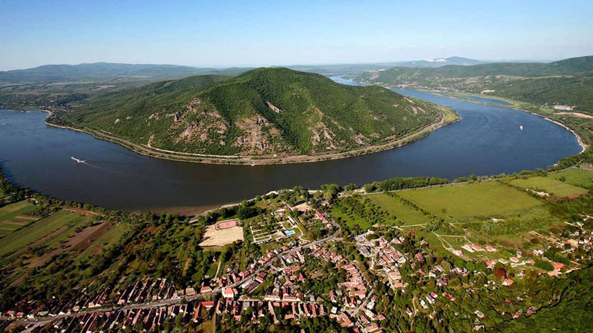 Budapest és Dunakanyar megcsodálása repülővel Budaörsi felszállással 1 főnek 3