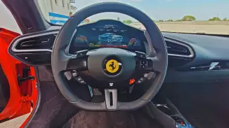 Ferrari 296 GTB élményvezetés a Balaton Park Ringen kosár