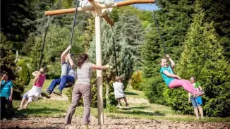 Bambizás, édes randevú Anyával! Szörpkóstoló a Folly Arborétumban kosár