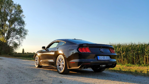 Éld át egy Ford Mustang V8 erejét Dunavarsányon és környékén 4