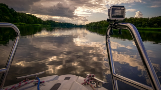 Élményhajózás Heléna hajóval a Tisza-tó nem védett vizein kosár