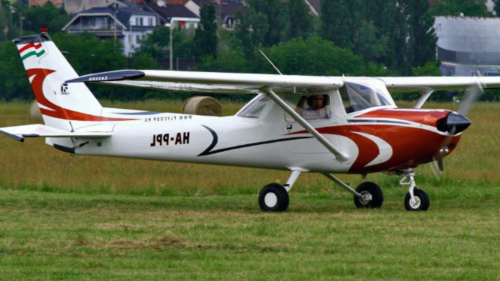 70 perces élményrepülés Fertő-tó felett Cessna 172-vel 1