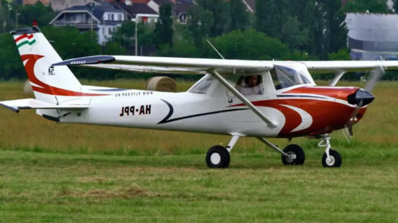 70 perces élményrepülés Fertő-tó felett Cessna 172-vel fő kép