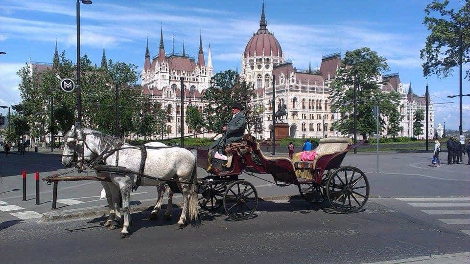 Romantikus hintózás Budapesten kedveseddel