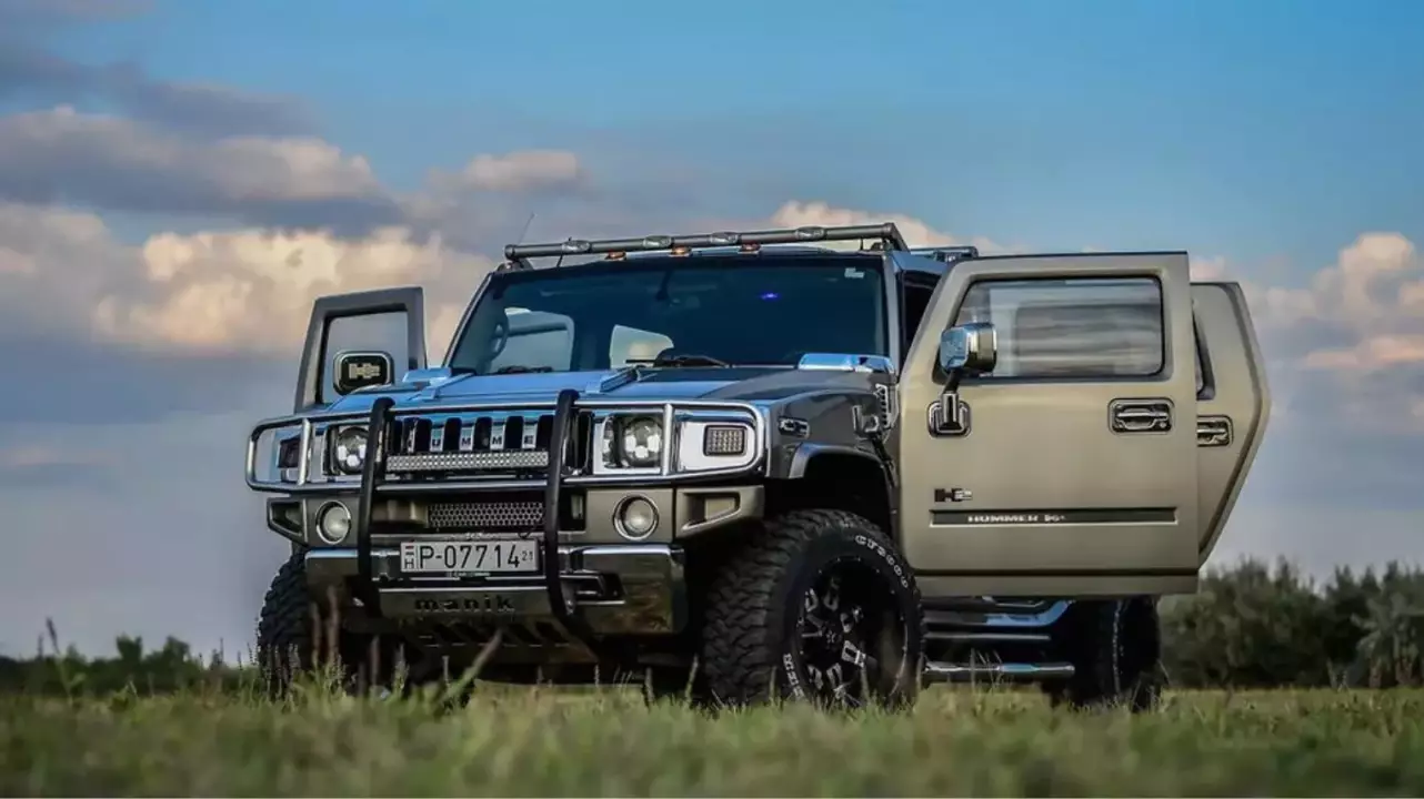 Hummer H2 élményvezetés vagy bérlés Polgárdi környékén fő kép