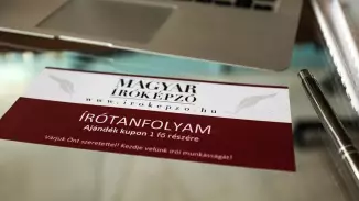 Íróképző tanfolyam ajándékba kosár