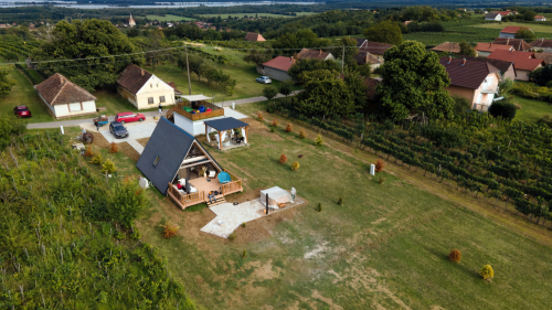 2 éjszaka a jakuzzis Izabella Apartmanba Nagyradán* 11