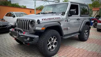 Jeep Wrangler Rubicon bérlés Budapesten kosár