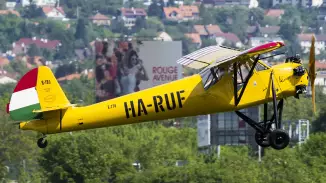 Repülés R-18 Kánya repülőgéppel kosár