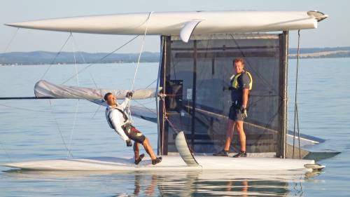 Katamaránnal a Balatonon 1 fő részére 5