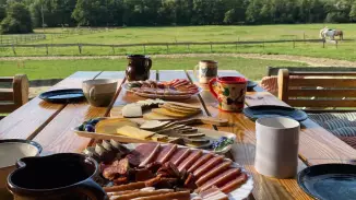 Pihenés pároknak a La Tia Maria tornácos parasztházban, az Őrségben