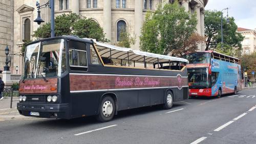 Bérelj koktélbuszt a bulira korlátlan italfogyasztással 25 főnek 6