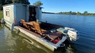 Élvezd a természetet Lakóhajóról a Kis-Dunán kosár