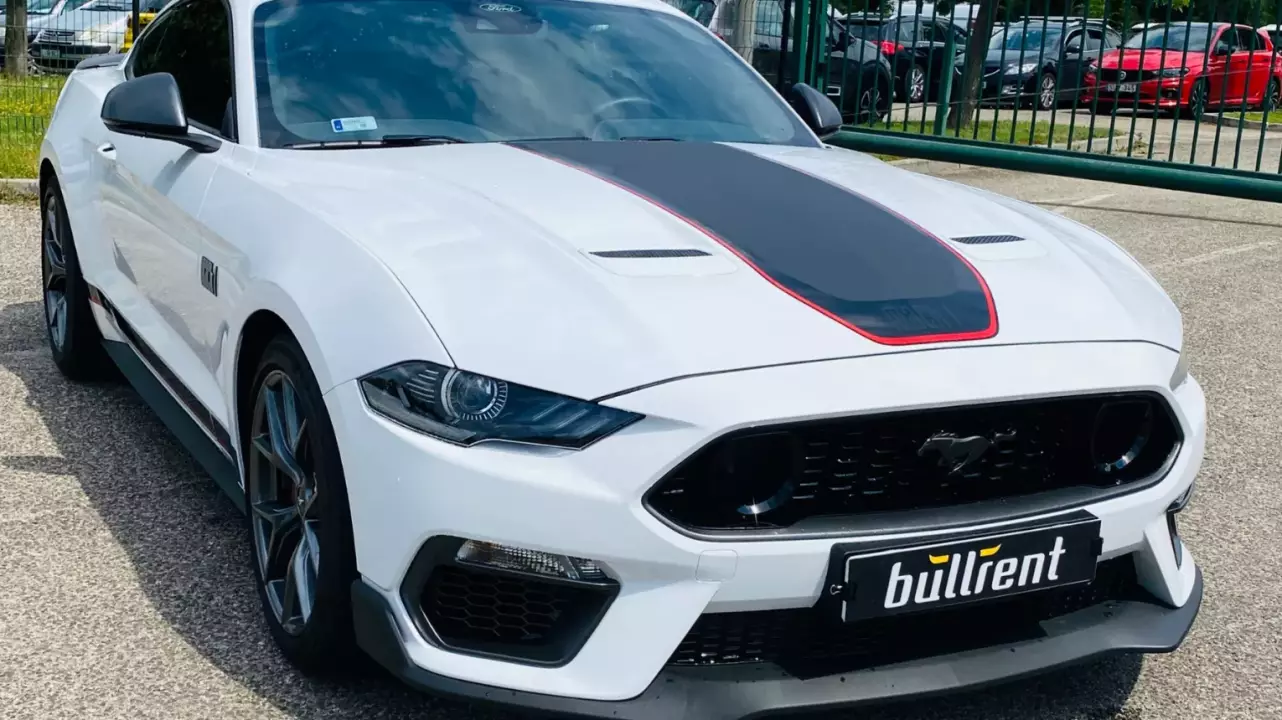 Élményvezetés Mach 1-es Ford Mustanggal fő kép