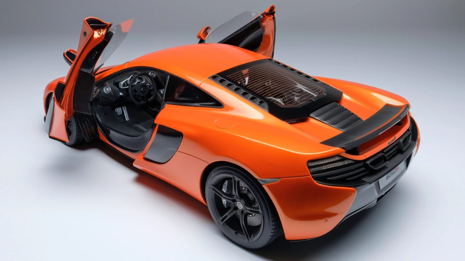 MClaren 650S élményvezetés Ausztriában Pándorf mellett 2