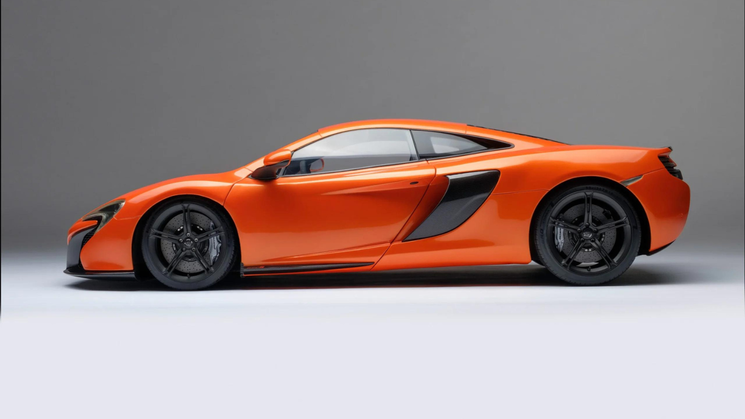 Mclaren 650S élményvezetés a Kakucs Ringen 3