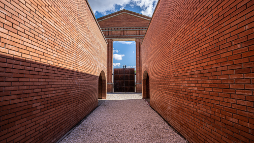 Pöfögés és sétaautókázás a Memento Park szobrai között 8