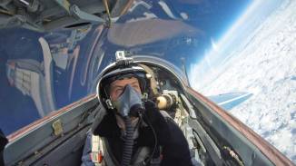 40 perces MIG-29-es repülés az űr határán kosár