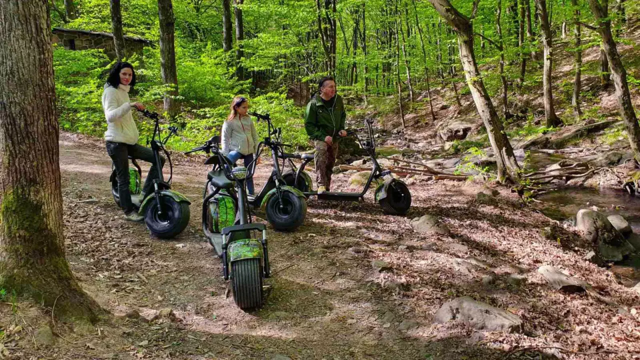 Vadregényes E-scooter barangolás a Mátrában fő kép