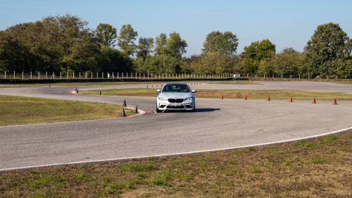 BMW M2 élményvezetés az M-Ringen – hétköznap/hétvégén 7