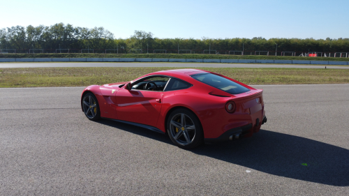 Ferrari F12 élményvezetés az M-Ringen – hétköznap/hétvégén 6