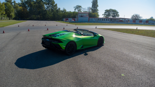 Lamborghini Huracán élményvezetés az M-Ringen – hétköznap/hétvégén 1