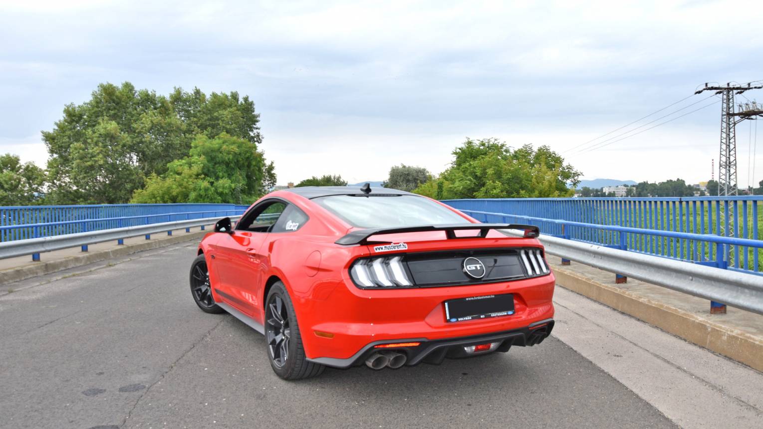 Mustang GT55 bérlés 1 hétvégére Debrecen, Eger, Miskolc és Nyíregyháza környékén 5