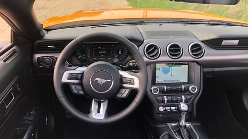 Ford Mustang 5.0 GT V8 CONVERTIBLE kölcsönzés galéria 3