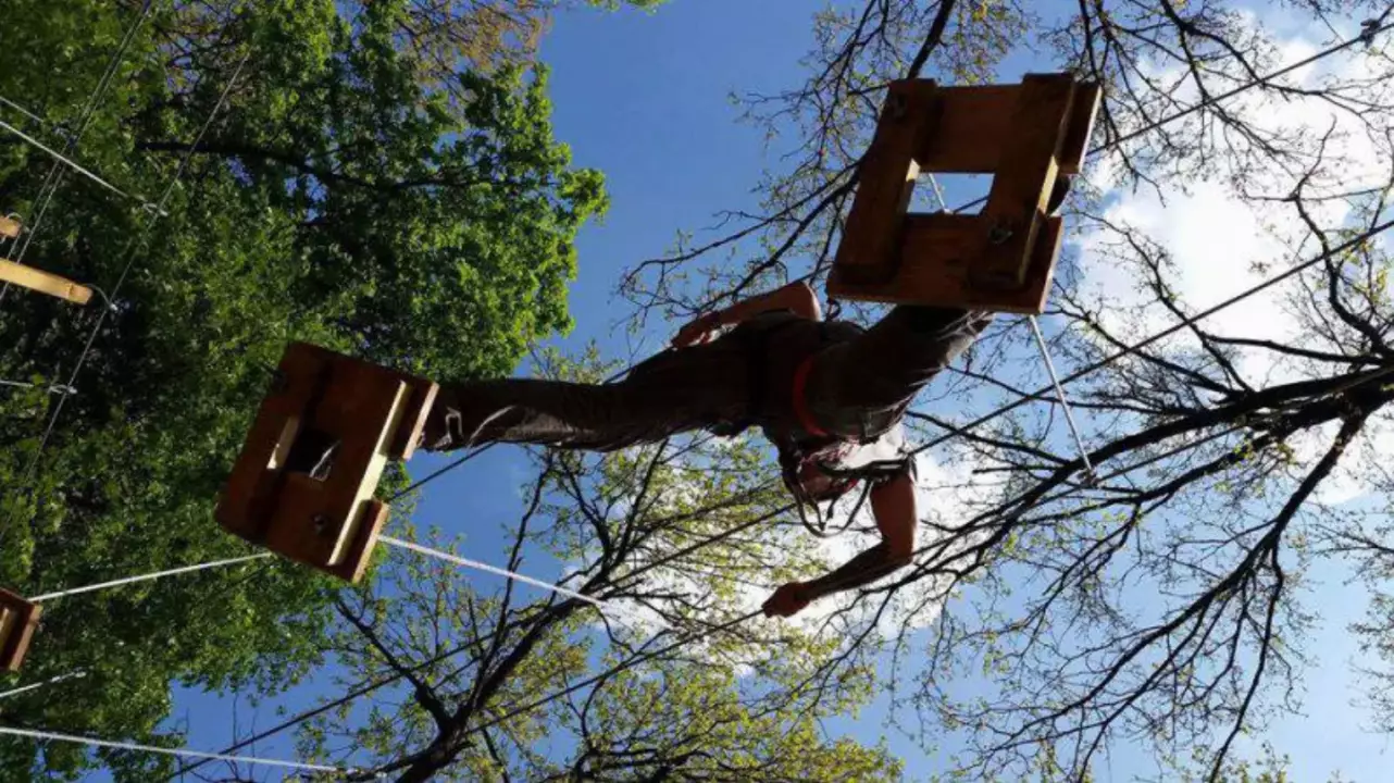 Kettesben egy kis kaland Visegrádon a kalandparkban fő kép