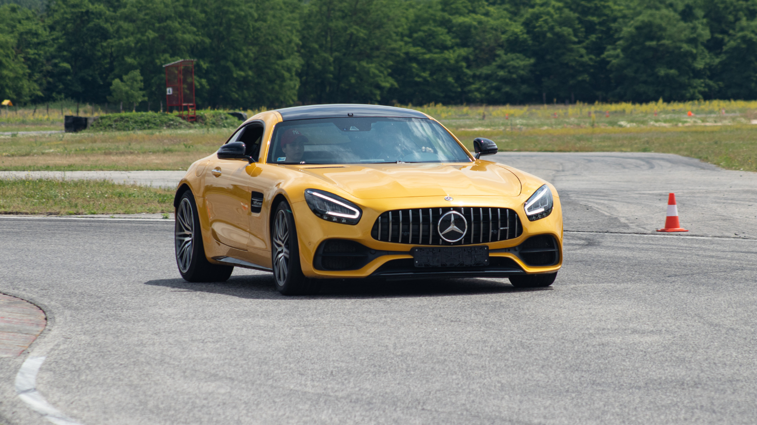 Mercedes AMG GT C Coupe vezetés a Kakucs Ringen 2