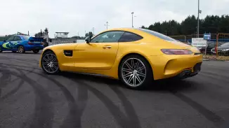 Mercedes AMG GT C élményautózás gyerekeknek a Kakucs Ringen