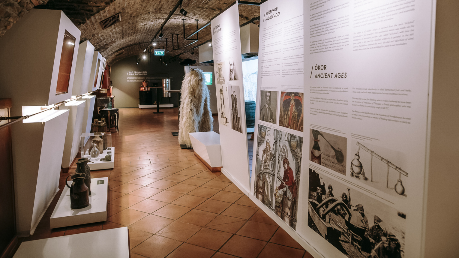 Páros Pálinka Múzeum látogatás, magyaros étel válogatással 14