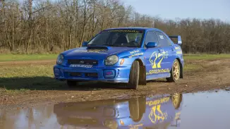 Subaru Imprezával 1,5 km-es rallycross pályán Sopron mellett kosár