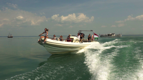 Adrenalin túra a Balatonon - 320 lóerős motorcsónakkal 2