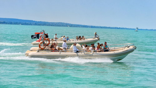 Adrenalin túra a Balatonon - 320 lóerős motorcsónakkal 5