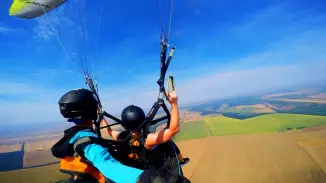 Tandem siklóernyőzés a Mátra mellett kosár