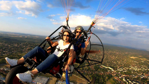 Motoros tandem siklóernyős repülés Gödöllőről/ 60 perces repülés 1