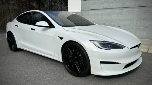 Tesla Model S Plaid bérlés 1 napra, vagy hétvégére 1