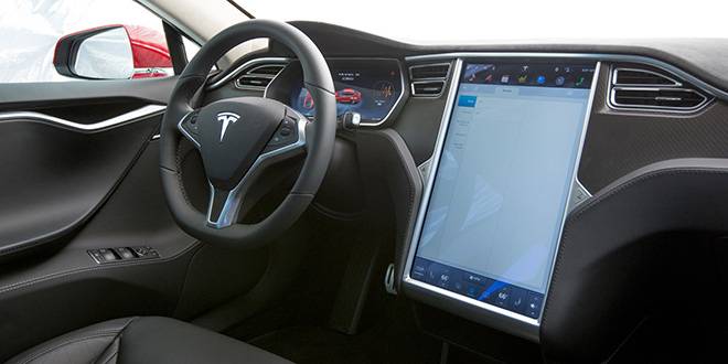 Tesla Model S P90D utcai vezetés országosan 5