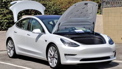 Tesla Model 3 Performance élményvezetés Budapesten 3