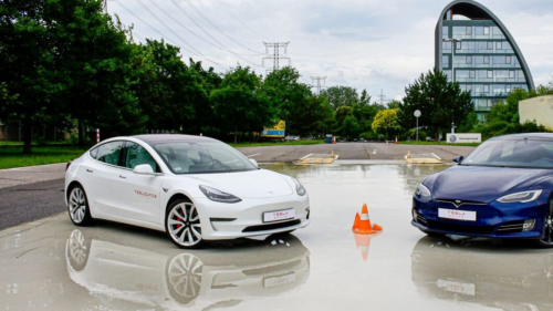 Tesla Model 3 Performance Facelift 2021-es speede gonzala vezetése 2